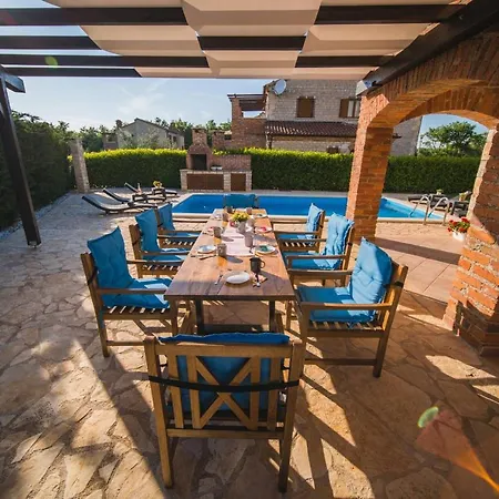 9 Mani Villa Butkovici (Istria)