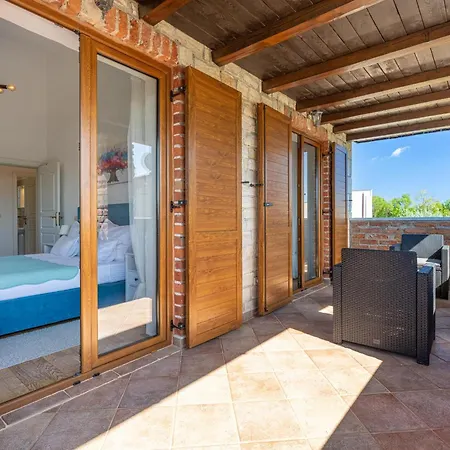 9 Mani Villa Butkovici (Istria)